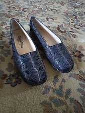 TARYN ROSE Sparkly Black Beaded Celeste  Slip On Flats . Sz 41/10