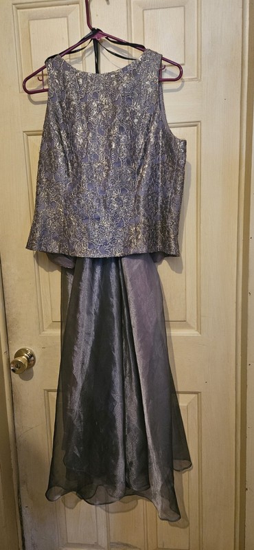 Ladies Formal Wear