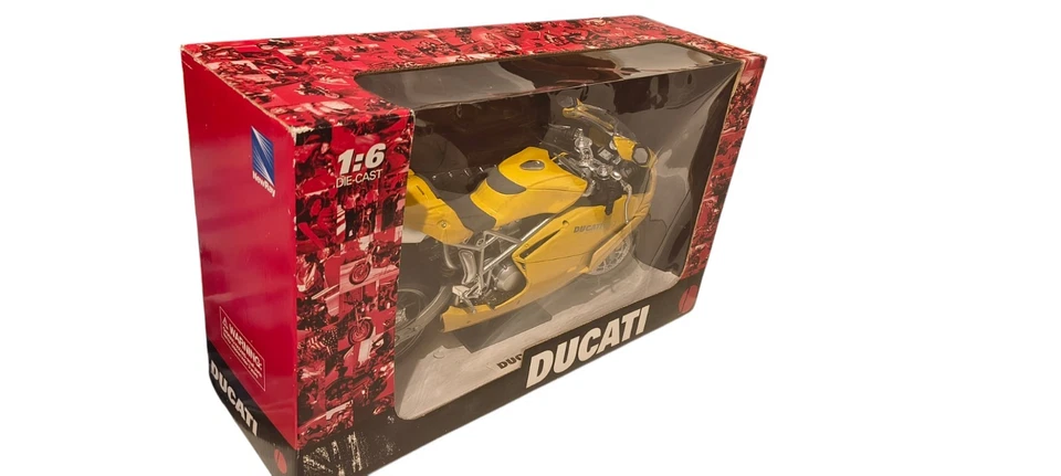 Ducati 999 1:6 Nuova Mai Aperta - Immagine 2 di 3