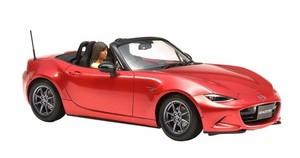 Tamiya 24342 Mazda Roadster MX-5 1:24 Kit de modèle en plastique à échelle 24342-000