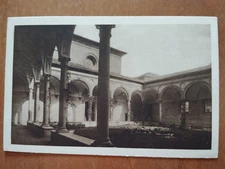 MILAN - CENACLE COURTYARD SMALL VINTAGE POSTCARD
