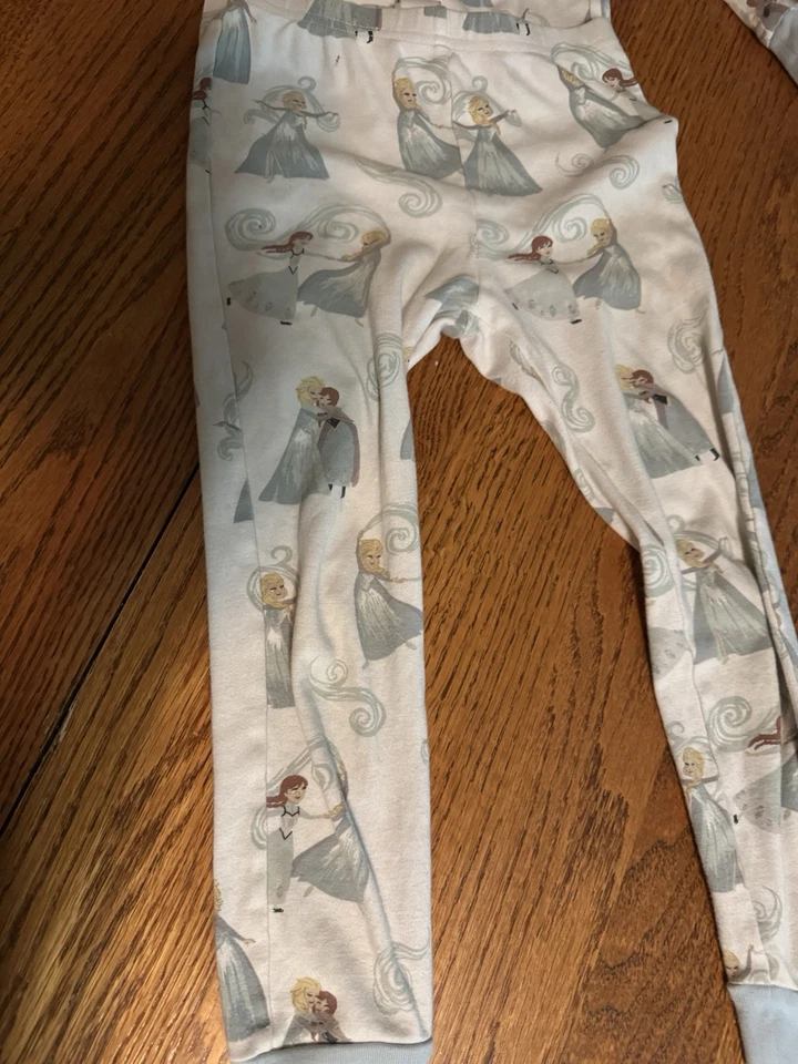 Disney, Frozen Talla 6, Anna Y Elsa Suave Cómodo Pijama Foto 4 de 4