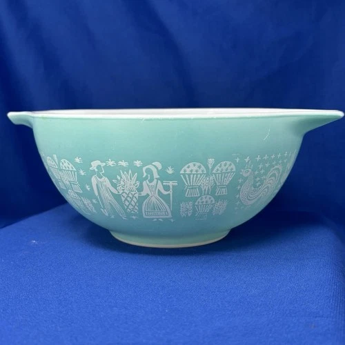 Vintage Pyrex 402 Turquoise Butterprint Amish 1.5 Qt Mixing Bowl