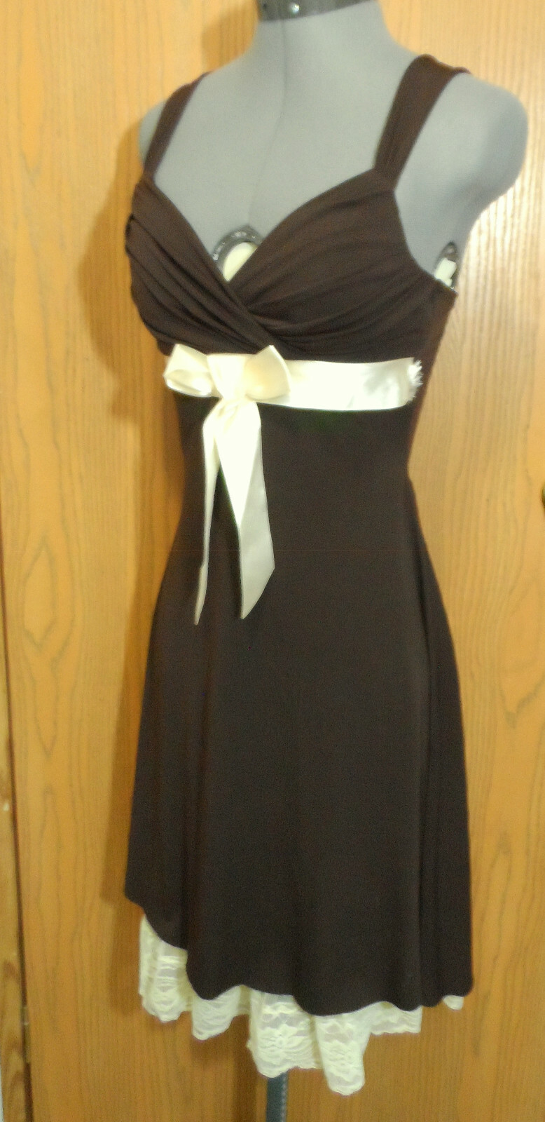 Picture 4 of 8