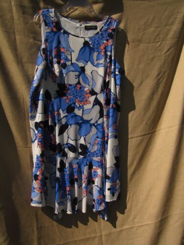NWOT IVANKA TRUMP MULTICOLOR  SLEEVELESS DRESS.SIZE 16W - Picture 1 of 5