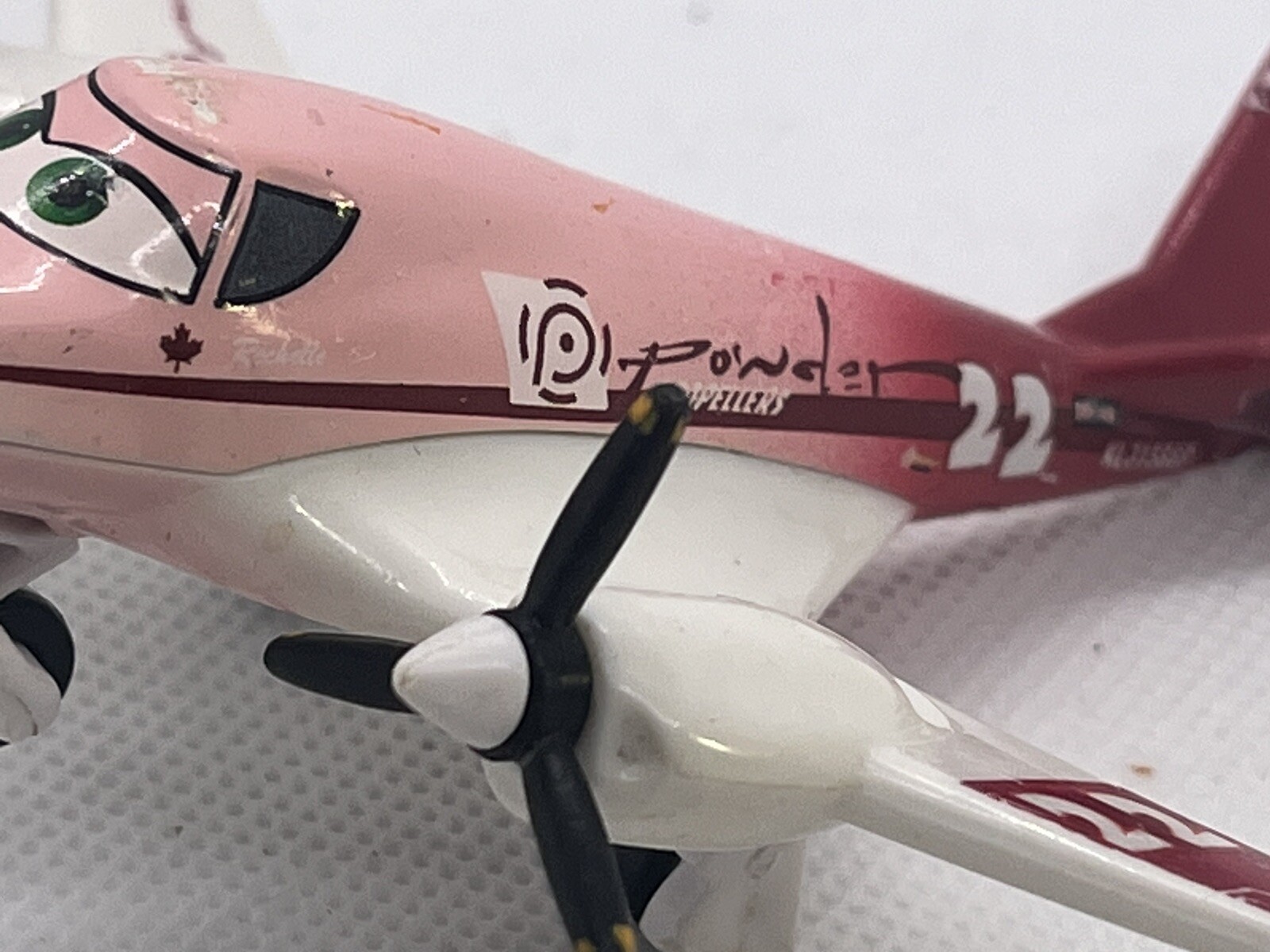 Disney Pixar Planes Rochelle Powder 22 Airplane Diecast Metal 1:55 Toy Airplane - Picture 7 of 13