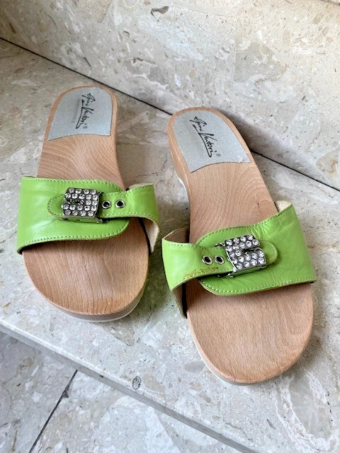 Holzklepper, Pantolette, Gino Venturi, Leder grün mit Glitzerverschluß, Gr. 40 - Bild 1 von 4
