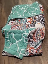 Chic Home Designs Twin Reversable Quilt/Sham Turquoise/Orange Paisley Boho Chic