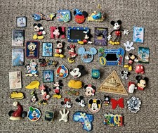 HUGE Lot of 50 Disneyland Disney Fridge Magnets Goofy Mickey Minnie Mouse Clip