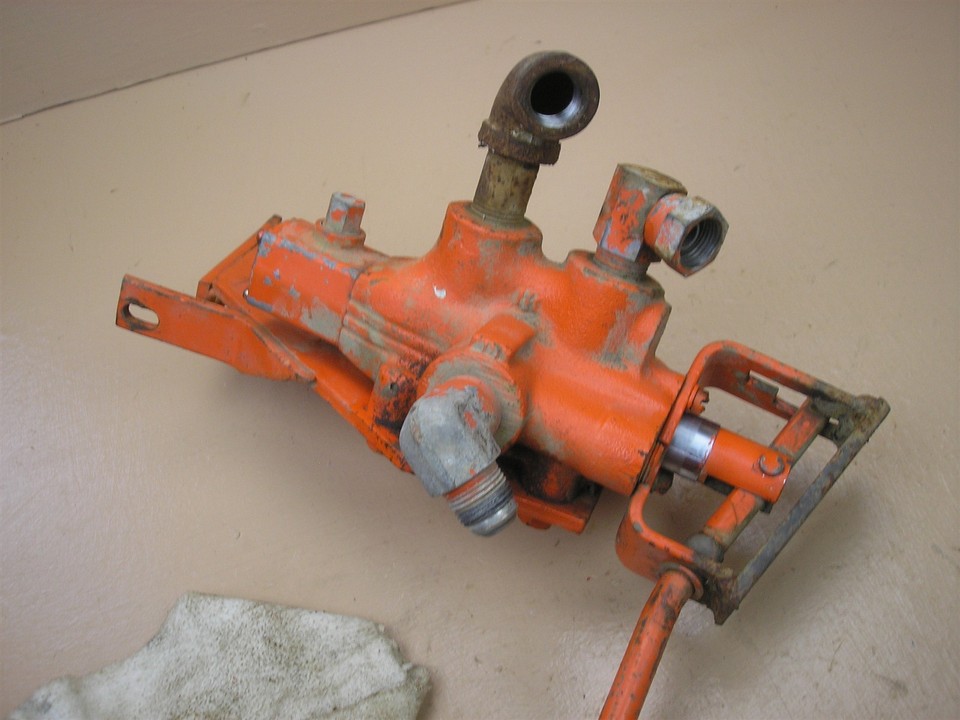 Case Ingersoll 224 222 220 226 444 446 448 Tractor Rear Hydraulic PTO ...