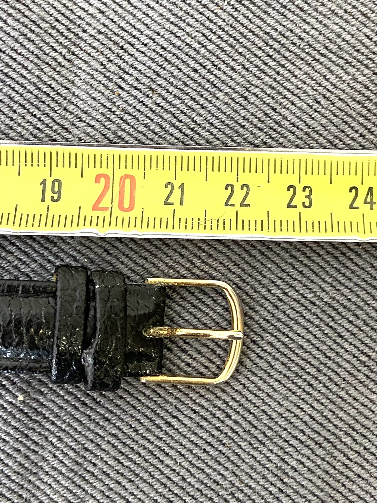 automatic lip watch - image 16