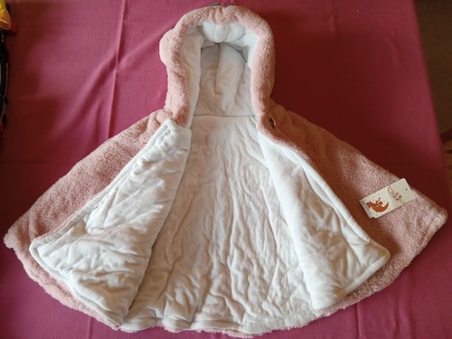 Children's Teddy Bear Poncho Wrap Cape Snuggle Hoodie-Lined-Beautiful Details! - Picture 2 of 2
