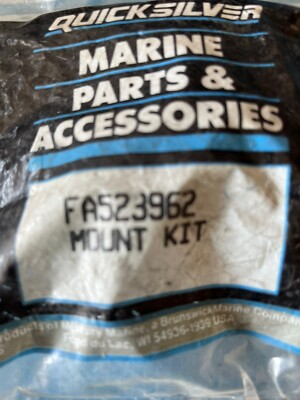 Mercury Quicksilver OEM Mount Kit FA523962
