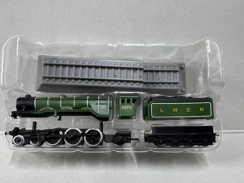 Furuta World Steam Locomotive #03 British LNER 1922 Class A1 static model train - Picture 2 of 3