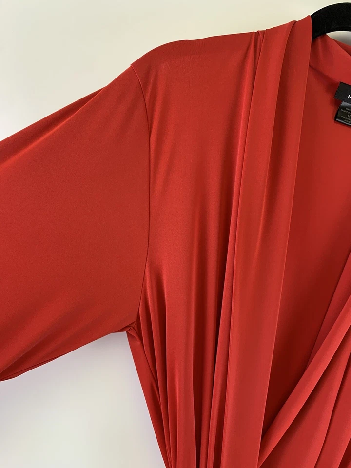 Natori Long Red Robe Lightweight Tie Belt Silky Satin Full Length Womens Medium - Image 4 of 4