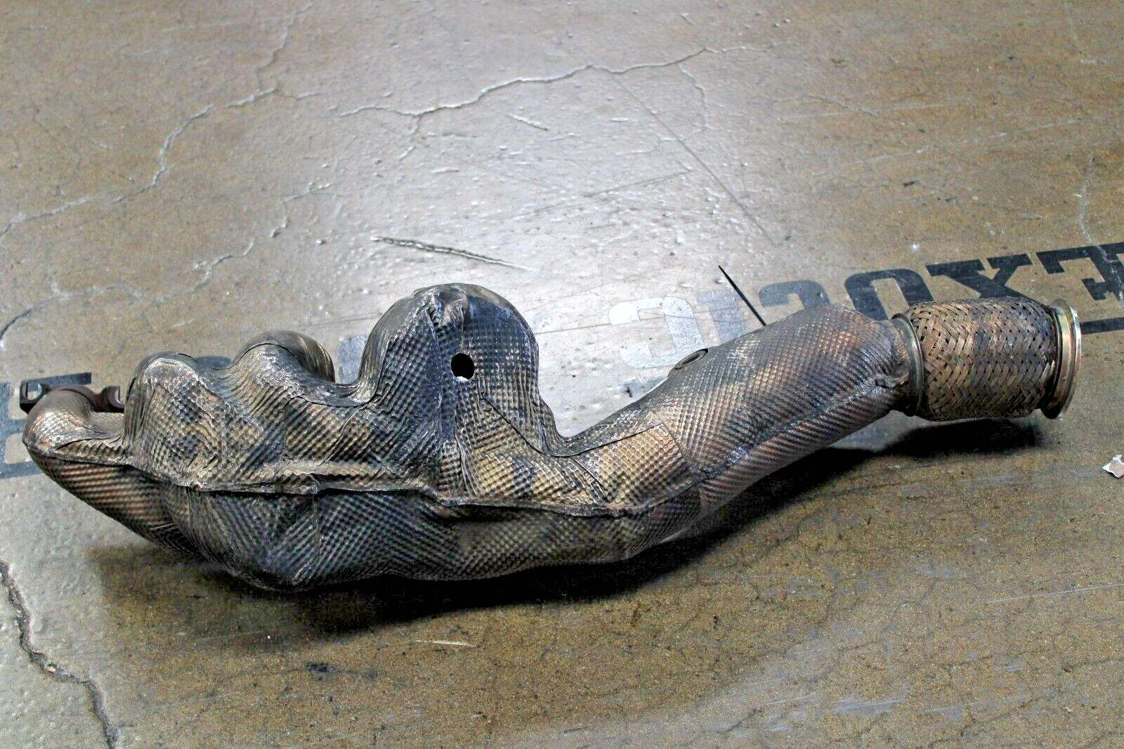 Lamborghini Huracan, LP 610, LH, Exhaust Manifold, Smoke Dmg, Used, 420251211H
