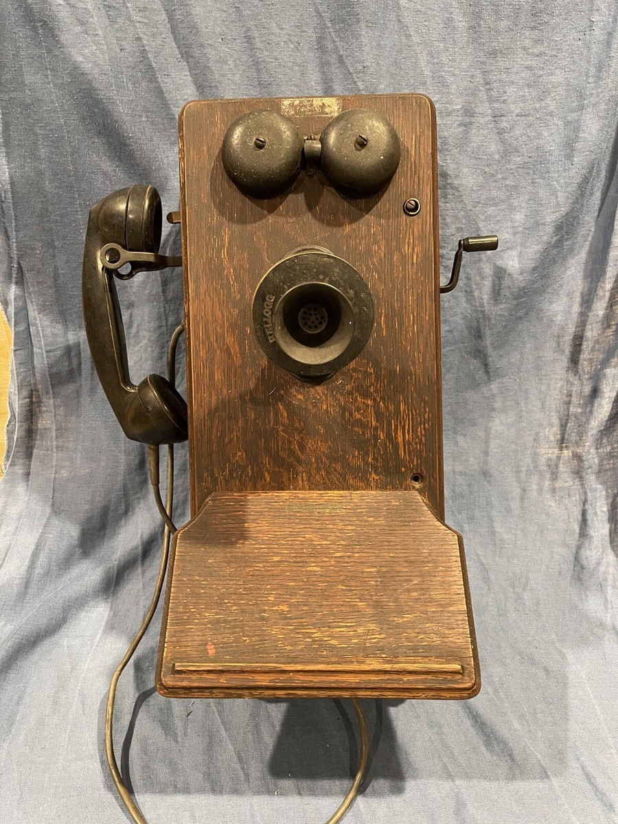 KELLOGG BATTERY OAK WOOD WALL TELEPHONE Must See all photos - 2046