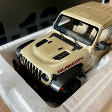Kyosho GT spirit limited 1/18 Jeep Gladiator Wrangler Beige Collectables 17+