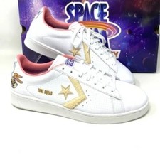 Converse NWB Size 6W,4.5M  Jam Pro Leather low LOLA Bunny Sneakers
