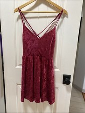 Forever 21 Velvet Magenta Mini Dress with Adjustable Straps Women’s Large L