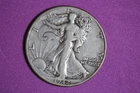 ESTATE FIND 1942 Walking Liberty Half Dollar!!#K58329