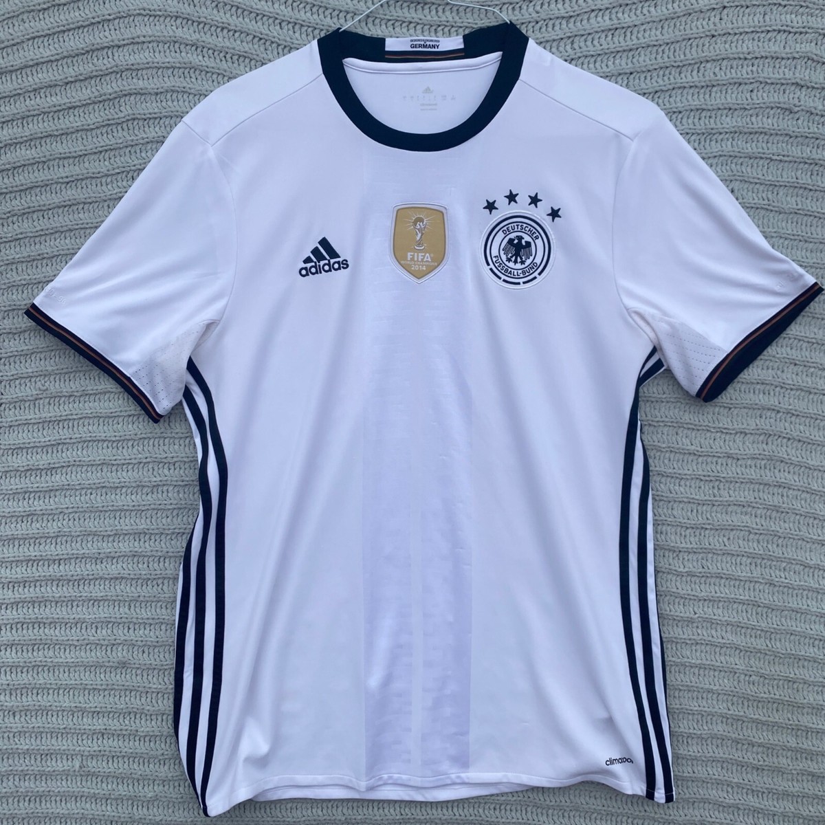 Adidas Germany FIFA 2014 World Champions Soccer Jersey Adult Large White  Mens L