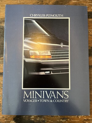 1992 Chrysler Town & Country Plymouth Voyager Car Sales Brochure Catalog