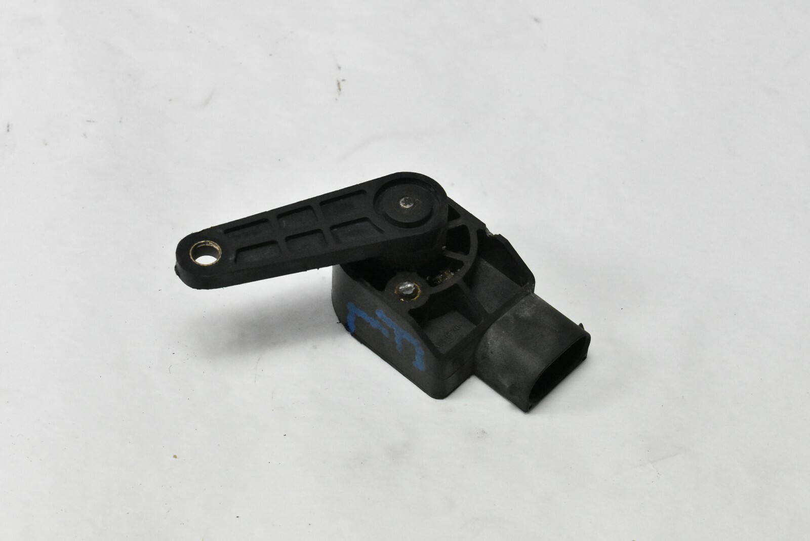 Maserati Quattroporte Front Left Ride height sensor