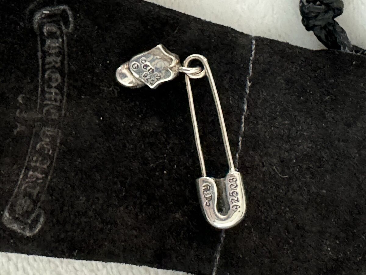 Chrome Hearts Rolling Stones Tongue Pendant W/Diamond W/CH Chrome Hearts Rolling Stones Tongue Pendant W/Diamond W/CH