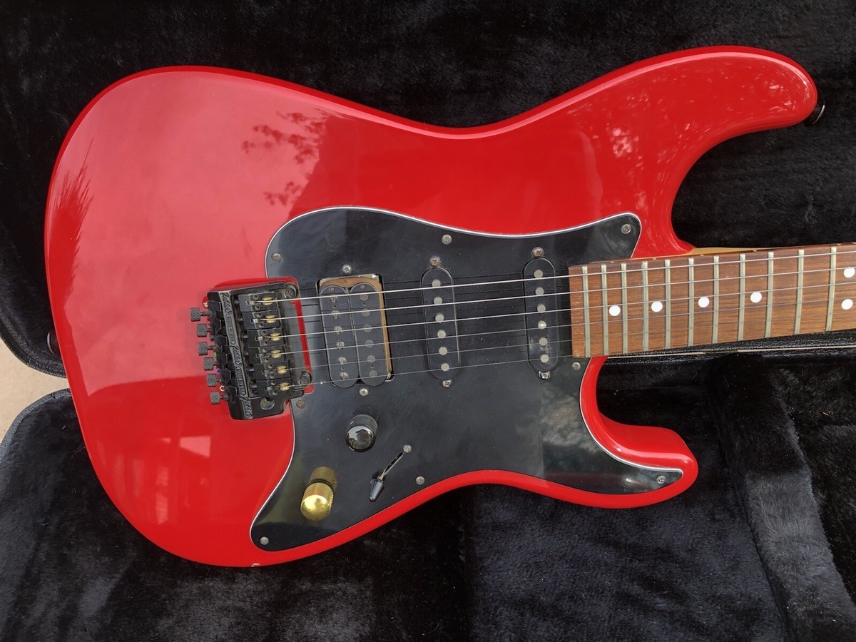 Charvel Model 3 Electric Guitar w Hard Shell Case | eBay