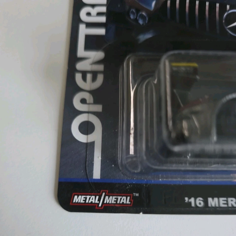 Protector de pista abierta Hot Wheels '16 Mercedes-AMG GT3 Foto 4 de 4