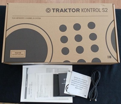 NATIVE INSTRUMENTS TRAKTOR KONTROL S2 MK3 DJ Controller w/ Box Japan MG01 12.0