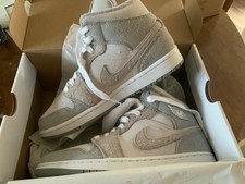 WMNS Air Jordan 1 Mid SE: CONFEZIONE ORIGINALE VB