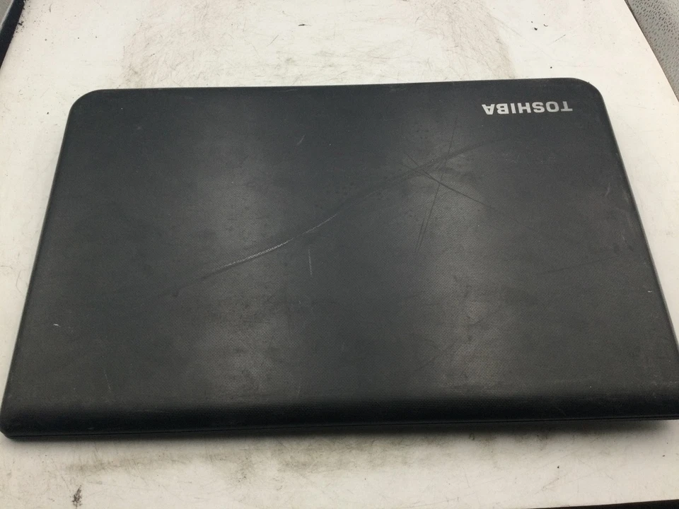 Toshiba Satellite C75D - FOR PARTS - 15" AMD A8 - MISSING PARTS - READ DESC - BB - Image 4 of 4