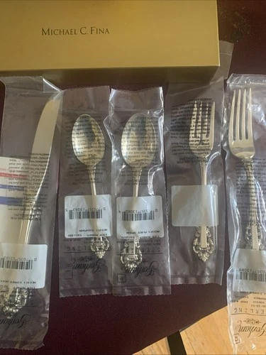 GORHAM - STERLING SILVER 5-PIECE FLATWARE PLACE SETTING - MEDICI PATTERN —NEW—