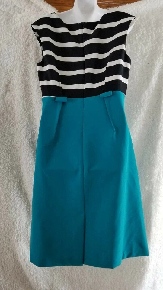 Emma & Michele Sheath Dress Size 12 Sleeveless Blue White Stripe Knee Length  - Image 2 of 4