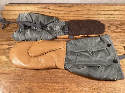 ILLINOIS GLOVE CO. FLYERS INSERT MITTEN SZ. M WOOL EXTREME COLD