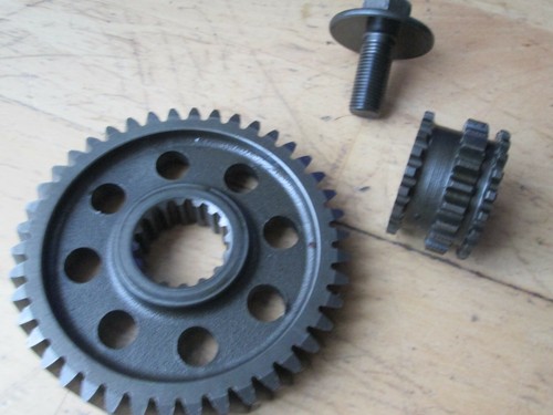 SUZUKI  VX800  VS51A S501 Steuerkette Antrieb Zahnrad Motor Getriebe Schraube