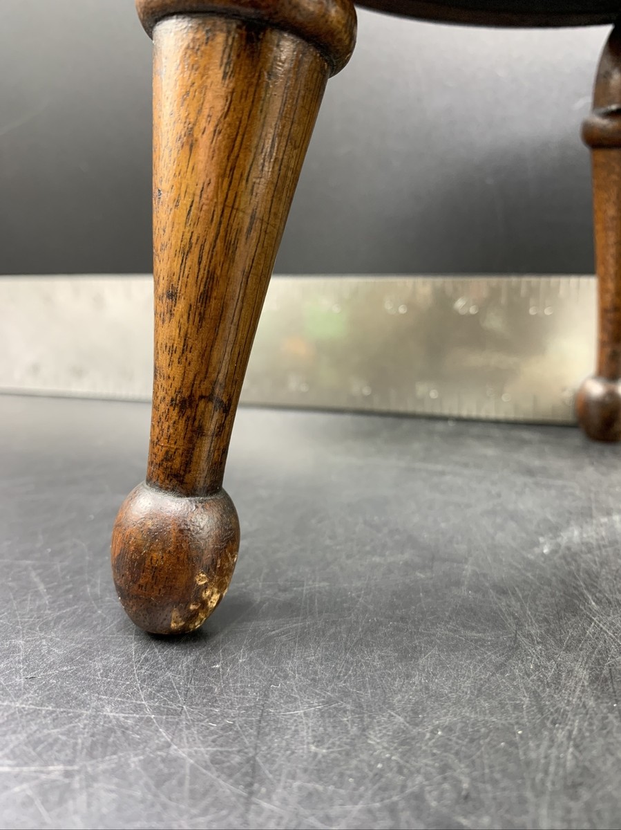 Vintage Round Small Floral Needlepoint Wooden Foot Stool | eBay