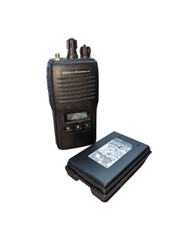 VERTEX STANDARD VX-180V 16 Channels Analog Two Way Radio "Read Desc".