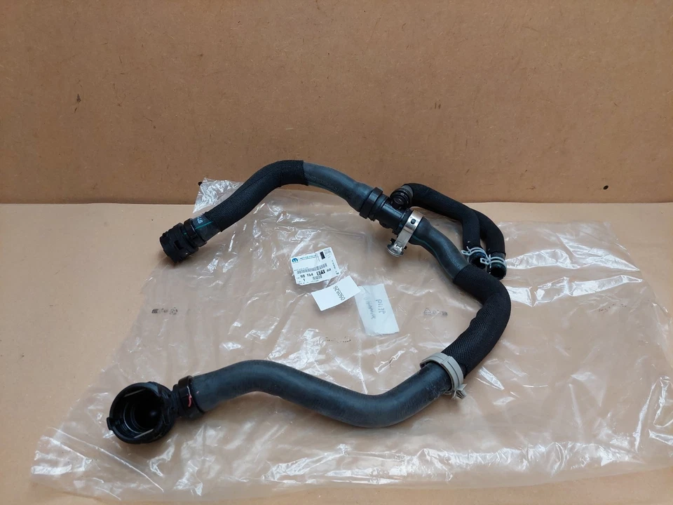 Peugeot 3008 Radiator Coolant Hose Pipe 9816497180 1.2 2021-on Genuine NEW - Image 2 of 4