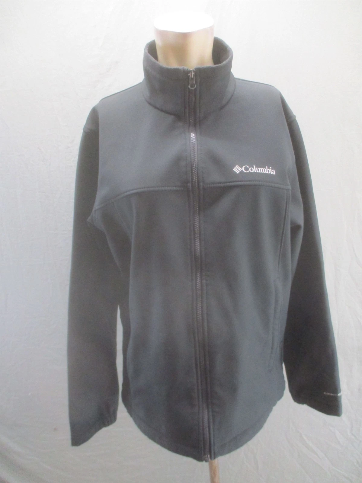 Columbia Size M Mens Black Full Zip Stand Collar Outdoor Soft Shell Jacket 353