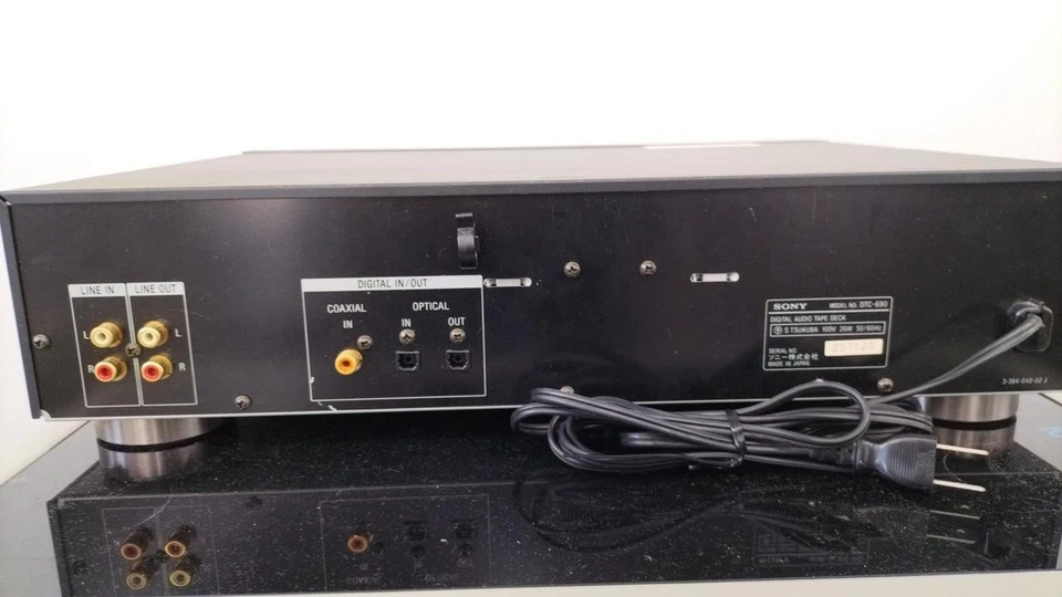 Sony DTC-690 Digital Audio Tape DAT Deck Player Recorder Working Confirmed - Image 4 of 4