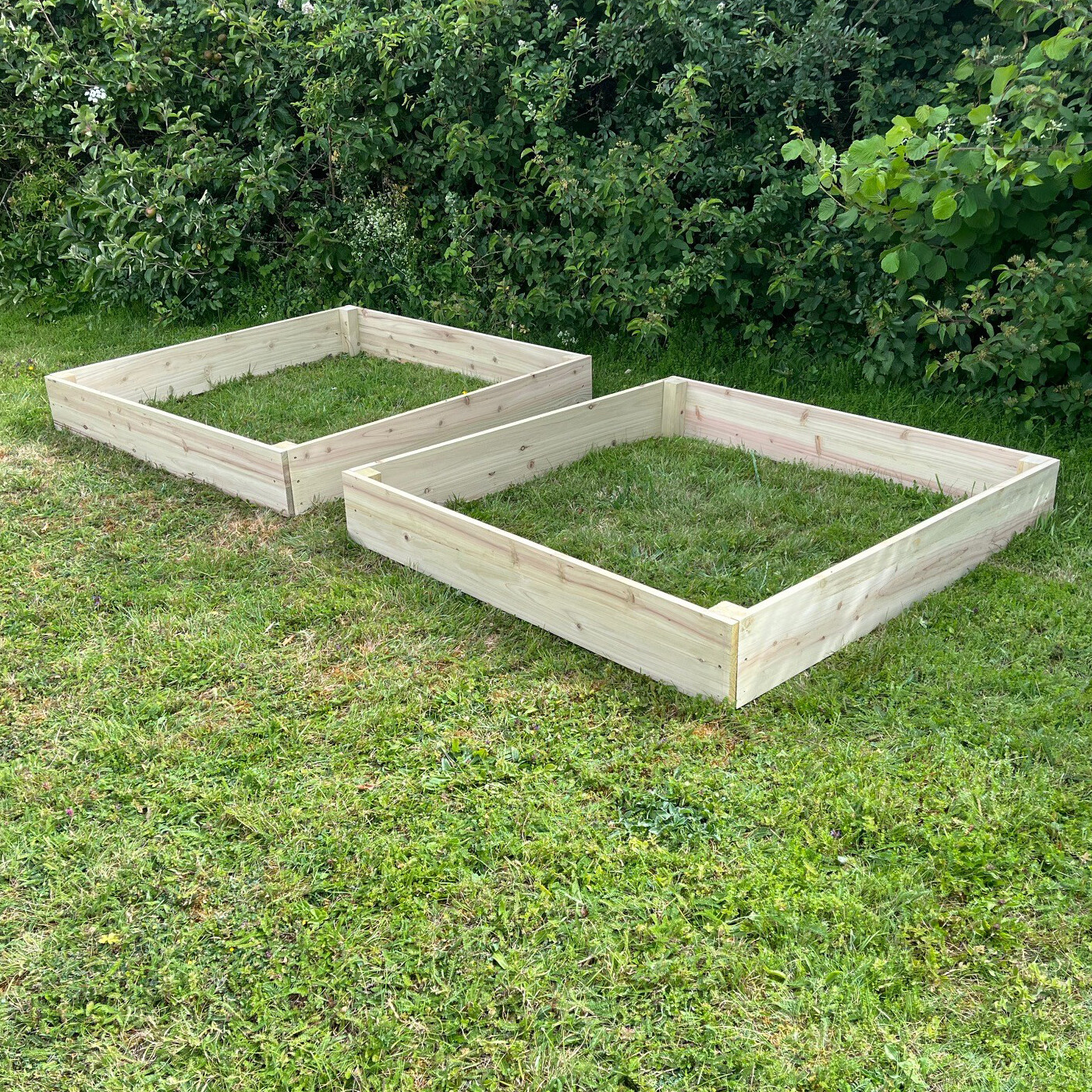 Wooden Raised Beds Vegetable Herbs Garden Planter (122 x 122 x 18cm) - Set of 2