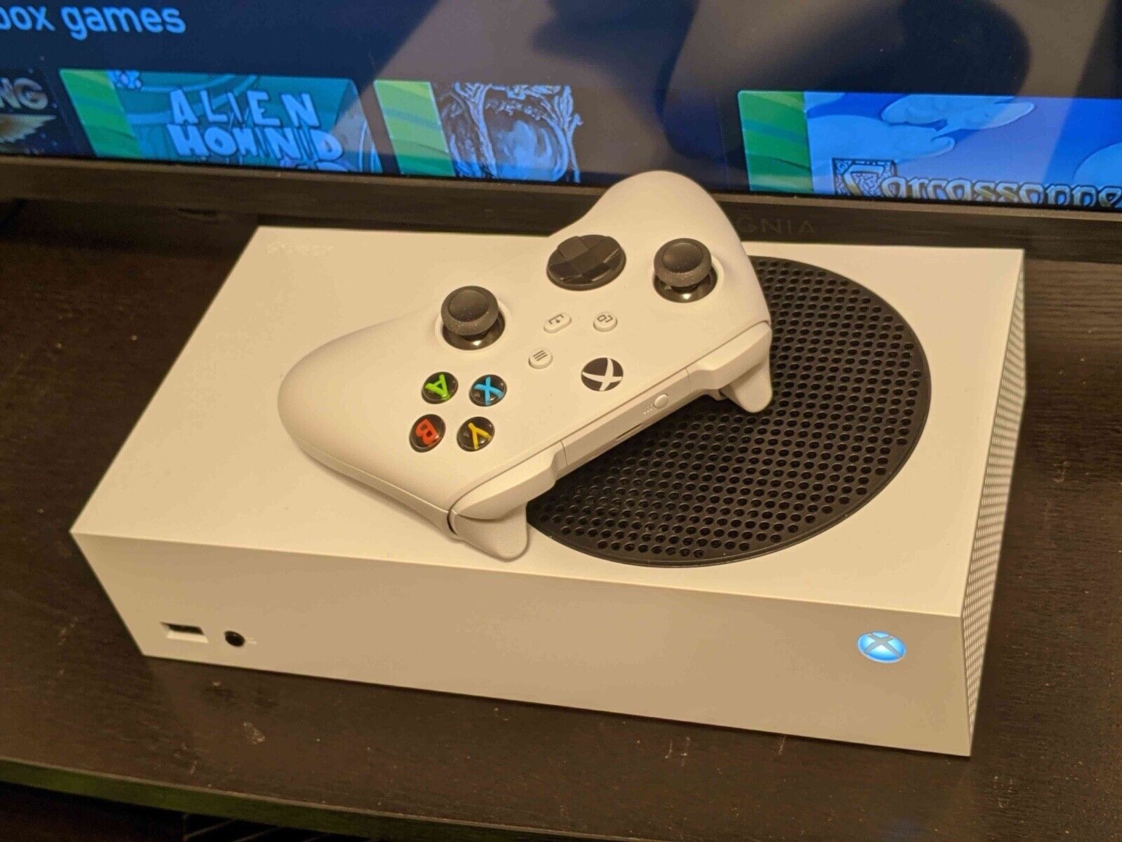 Microsoft Xbox Series S Robot White Console and Wireless Controller Bundle  with Additional 5 Games and Mytrix Chat Headset