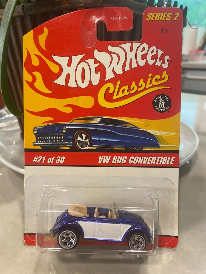 2005 Hot Wheels Classics Series 2 #21 VW Bug Convertible - Bleu 1:64 - Photo 1/1