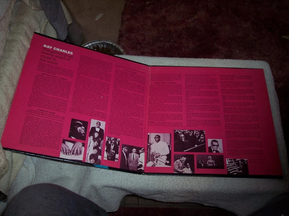 LP--RAY CHARLES--THE RAY CHARLES STORY  **NM VINYL**   #172 - Image 4 of 4
