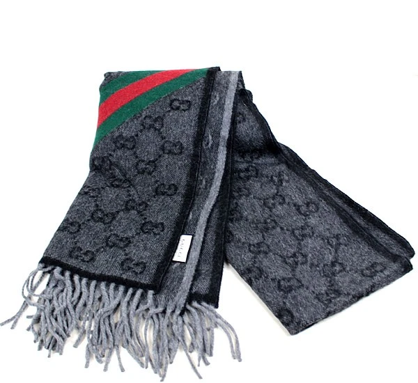 Foulard Gucci laine motif GG noir gris 70