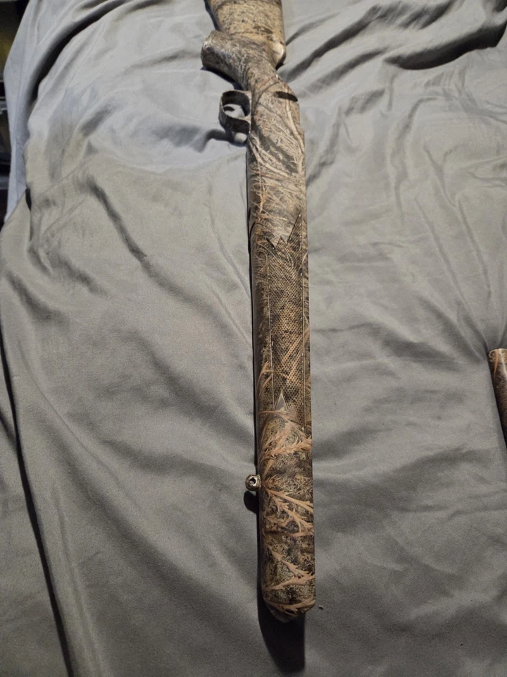 Culata de alimentación central Camo Savage acción corta derecha Foto 2 de 4