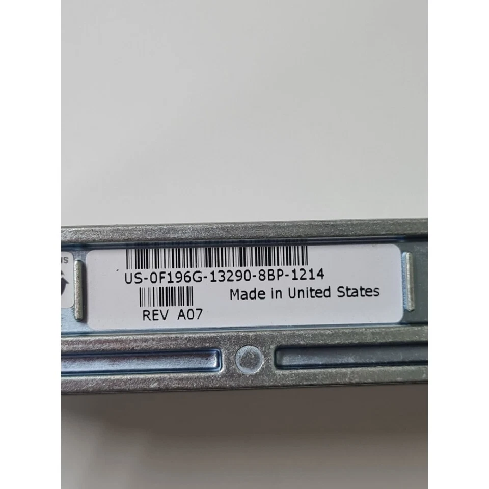 Hitachi Ultrastar 300GB 15K 3.5" Server EMC Fibre Hard Drive HUS153030VLF4E0 - Image 2 of 4